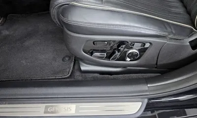 Genesis G90 2020, 131923 км, за 20707.16 USD - фото 30