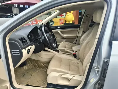 Volkswagen Sagitar 2011, 143000 км, за 2354.28 USD - фото 8