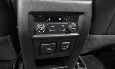 ChevroletGMDaewoo Traverse 2020, 71818 км, за 14000.12 USD - фото 30