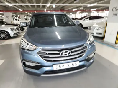 Hyundai Santafe 2016, 100000 км, за 7361.57 USD