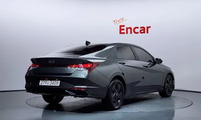 Hyundai Avante 2023, 66351 км, за 10213.38 USD