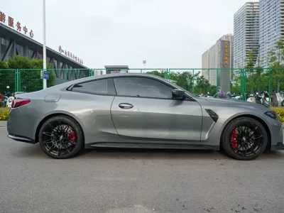 BMW M4 2025, 7000 км, за 129191.14 USD