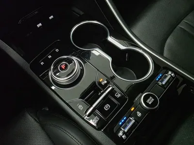 Kia K5 2022, 87839 км, за 8703.59 USD - фото 13