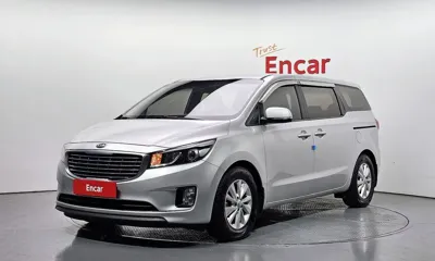 Kia Canival · 2015 год