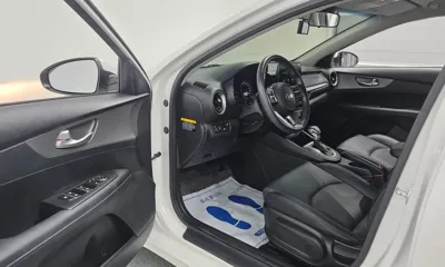 Kia K3 2019, 79278 км, за 6498.62 USD - фото 10