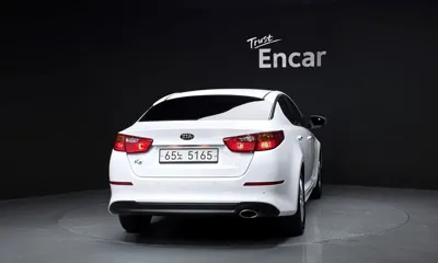 Kia K5 2014, 138783 км, за 3874.45 USD