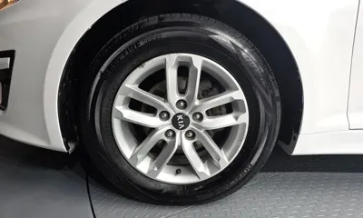Kia K5 2014, 138783 км, за 3874.45 USD