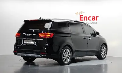 Kia Canival 2019, 112386 км, за 13016.86 USD