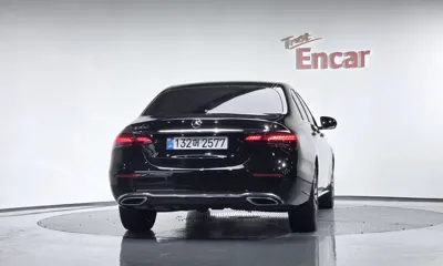 Mercedes-Benz E-Class 2022, 42769 км, за 21498.38 USD