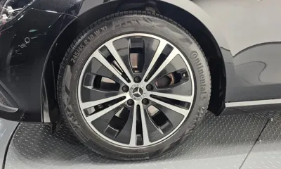 Mercedes-Benz E-Class 2022, 42769 км, за 21498.38 USD