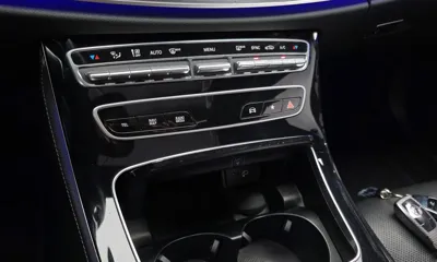 Mercedes-Benz E-Class 2022, 42769 км, за 21498.38 USD - фото 19