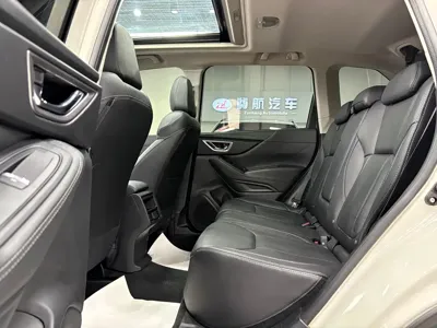 Subaru Forester 2019, 77000 км, за 14439.57 USD - фото 16