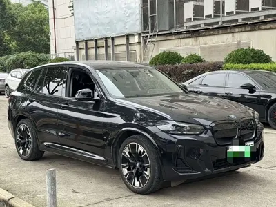 BMW iX3 2023, 23000 км, за 20834.23 USD
