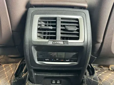 BMW iX3 2023, 23000 км, за 20834.23 USD