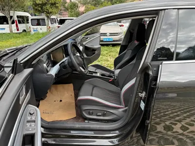 Volkswagen Lamando 2023, 43000 км, за 12297.79 USD