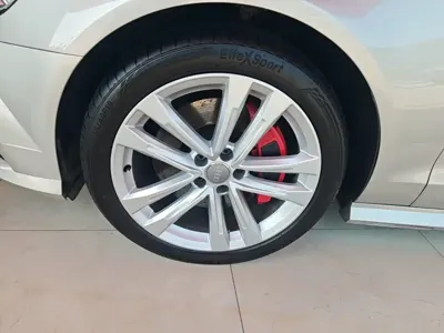 Audi A6L 2018, 142200 км, за 18577.7 USD - фото 23