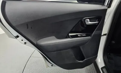 Kia Niro 2018, 144815 км, за 8334.96 USD - фото 25