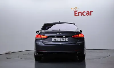 Hyundai Genesis 2016, 128312 км, за 6502.89 USD