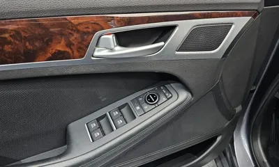 Hyundai Genesis 2016, 128312 км, за 6502.89 USD - фото 16