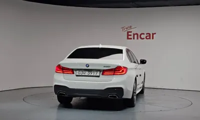 BMW 5-Series 2018, 90805 км, за 17526.59 USD