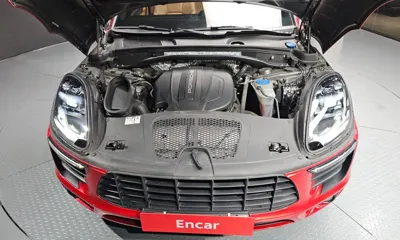 Porsche Macan 2018, 70269 км, за 22318.5 USD - фото 6