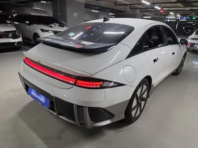 Hyundai Ioniq6 2023, 10479 км, за 26086.41 USD