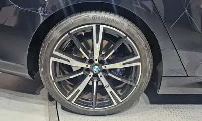 BMW 5-Series 2024, 26325 км, за 50039.7 USD
