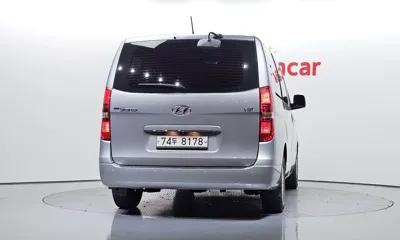 Hyundai Starex 2018, 97874 км, за 8143.33 USD