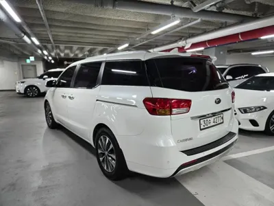 Kia Canival 2016, 163985 км, за 5081.44 USD
