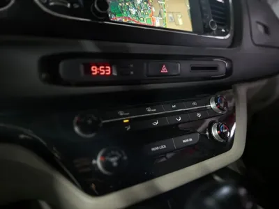 Kia Canival 2016, 163985 км, за 5081.44 USD - фото 12