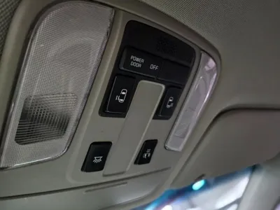 Kia Canival 2016, 163985 км, за 5081.44 USD - фото 14
