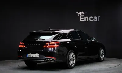 Genesis G70 2023, 30476 км, за 18493.56 USD