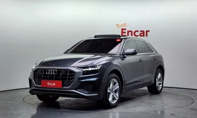 Audi Q8 · 2020 год