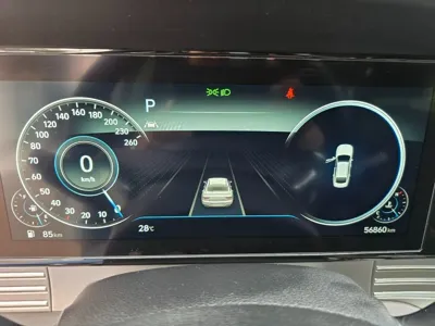 Hyundai Grandeur 2021, 56860 км, за 16279.38 USD - фото 8