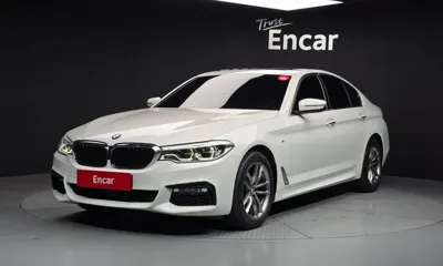 BMW 5-Series · 2018 год