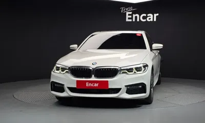 BMW 5-Series 2018, 135003 км, за 15953.63 USD