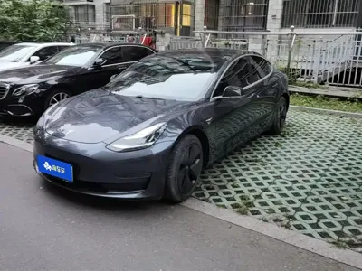 Tesla Model 3 · 2019 год