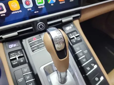 Porsche Panamera 2016, 130000 км, за 18051.73 USD - фото 9