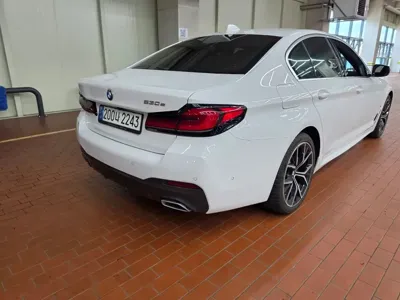 BMW 5-Series 2021, 29331 км, за 24944.2 USD