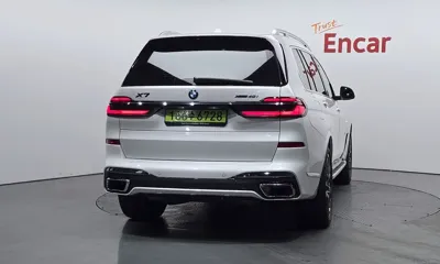 BMW X7 2025, 6956 км, за 80645.22 USD