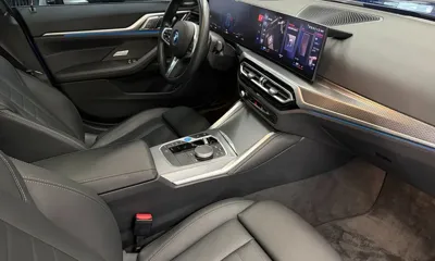 BMW i4 2024, 35880 км, за 32428.2 USD - фото 16
