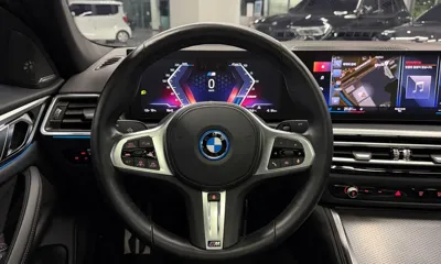 BMW i4 2024, 35880 км, за 32428.2 USD - фото 17