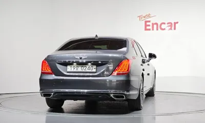 Genesis EQ900