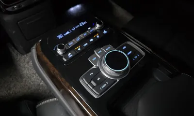 Genesis G90 2019, 28493 км, за 29746.19 USD - фото 28