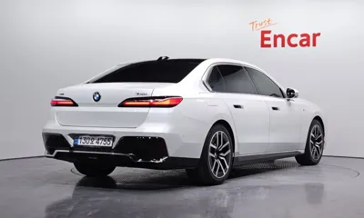 BMW 7-Series 2025, 18148 км, за 79633.33 USD