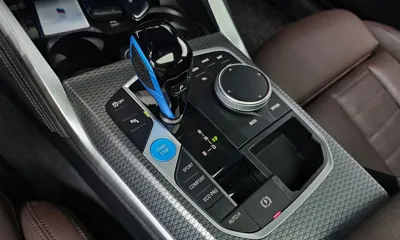 BMW i4 2023, 45463 км, за 31836.68 USD - фото 9