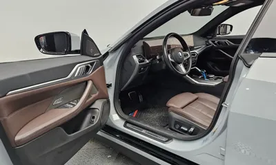BMW i4 2023, 45463 км, за 31836.68 USD - фото 10