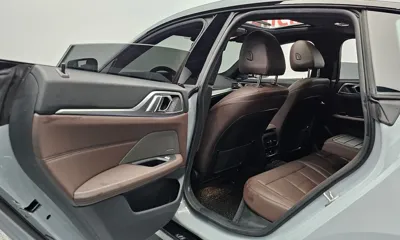 BMW i4 2023, 45463 км, за 31836.68 USD - фото 26