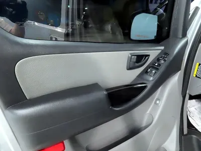 Hyundai Starex 2016, 161653 км, за 5842.2 USD - фото 13