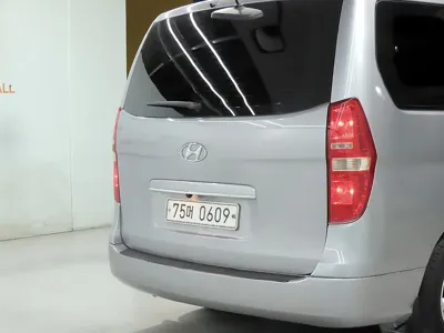 Hyundai Starex 2016, 161653 км, за 5842.2 USD - фото 19